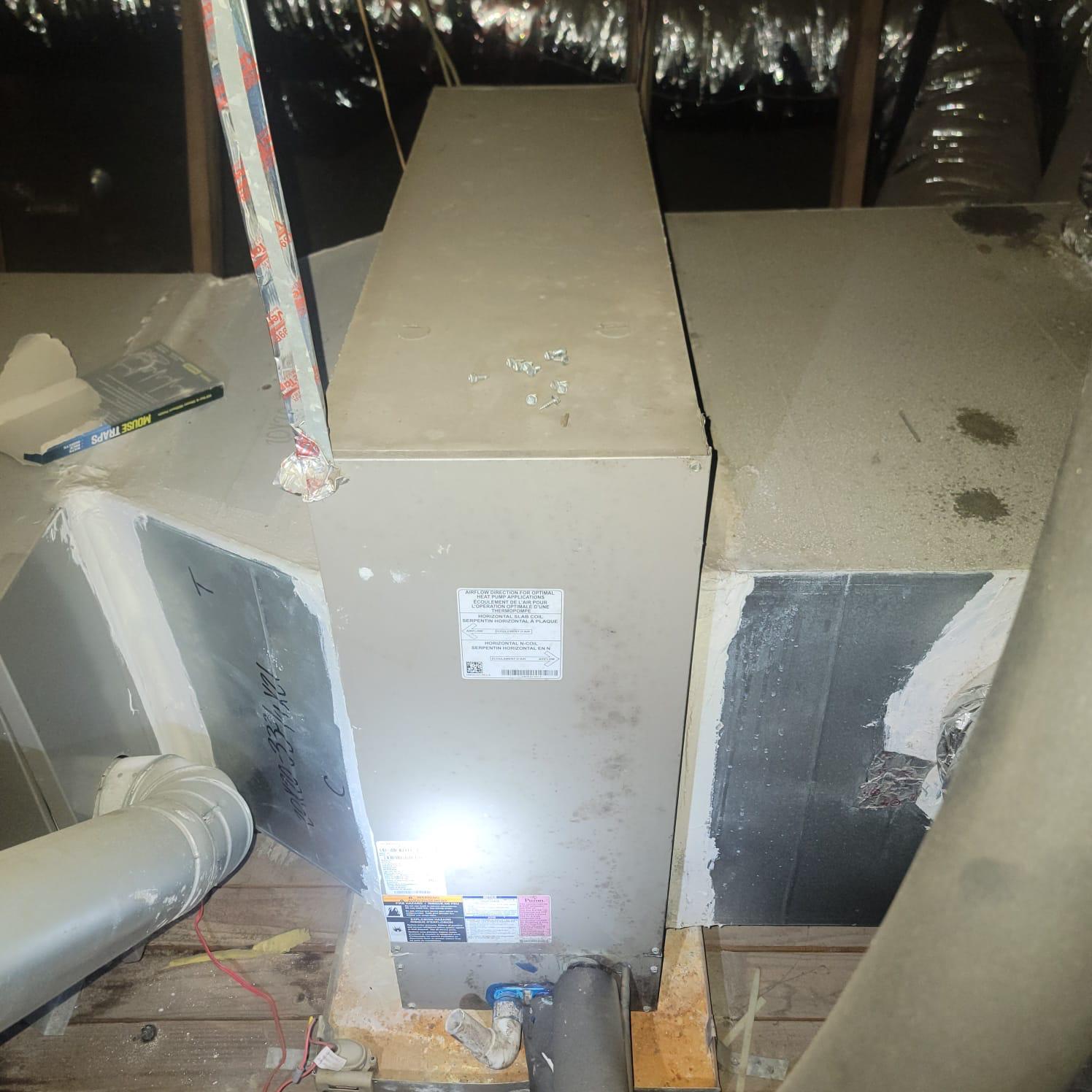 rooftop HVAC equipment maintenance for a Sunnyside home